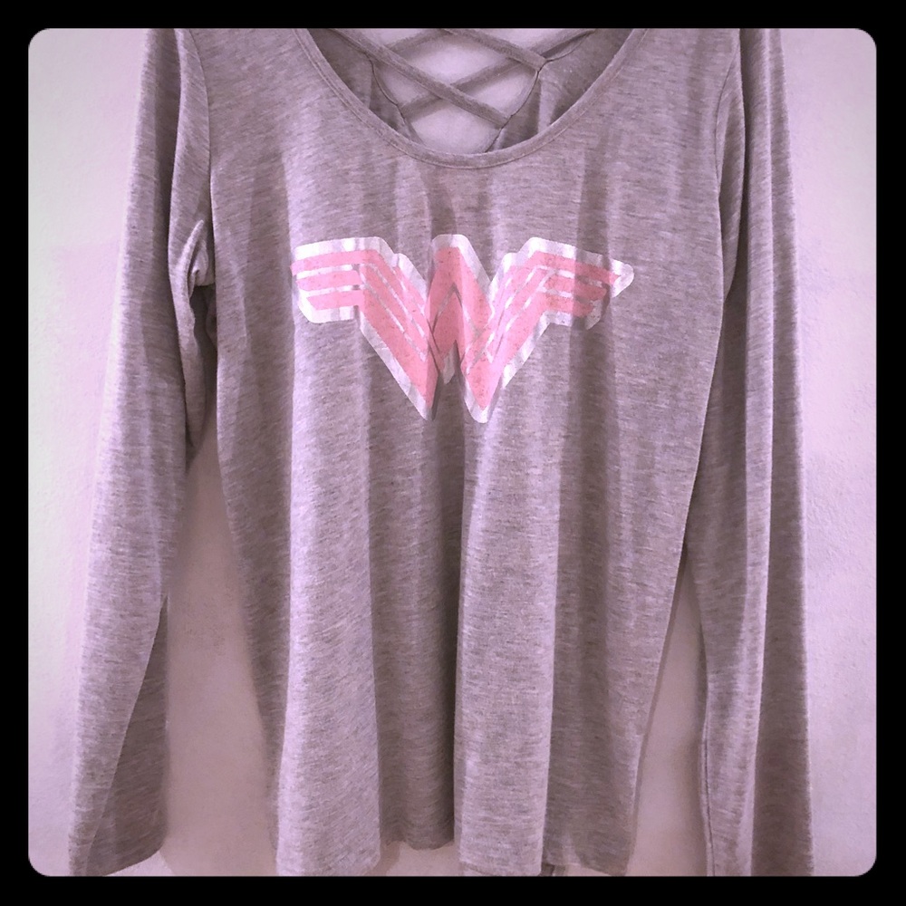 WonderWoman long sleeve flowing shirt!